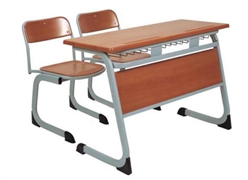 İki öğrencinin kullanımı için 