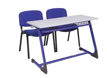 İki öğrencinin kullanımı için 