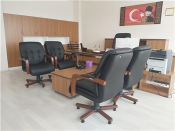 Ofis Masaları